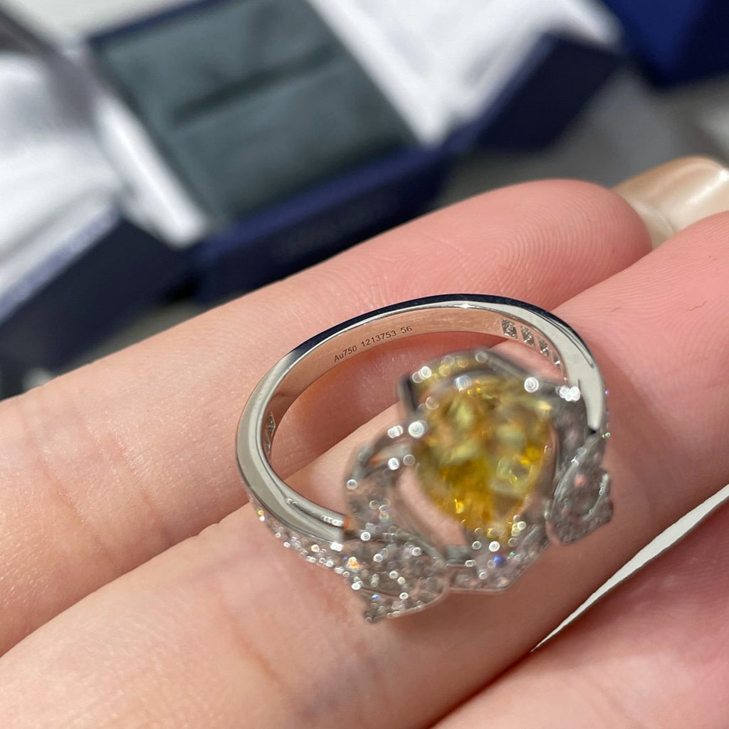 Chaumet Soir de Fete Yellow Cubic Zirconia Silver Ring